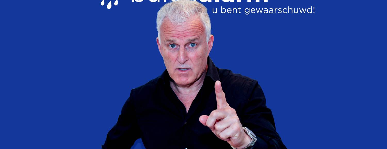 Effie_20_Buienalarm - U bent gewaarschuwd!.jpg